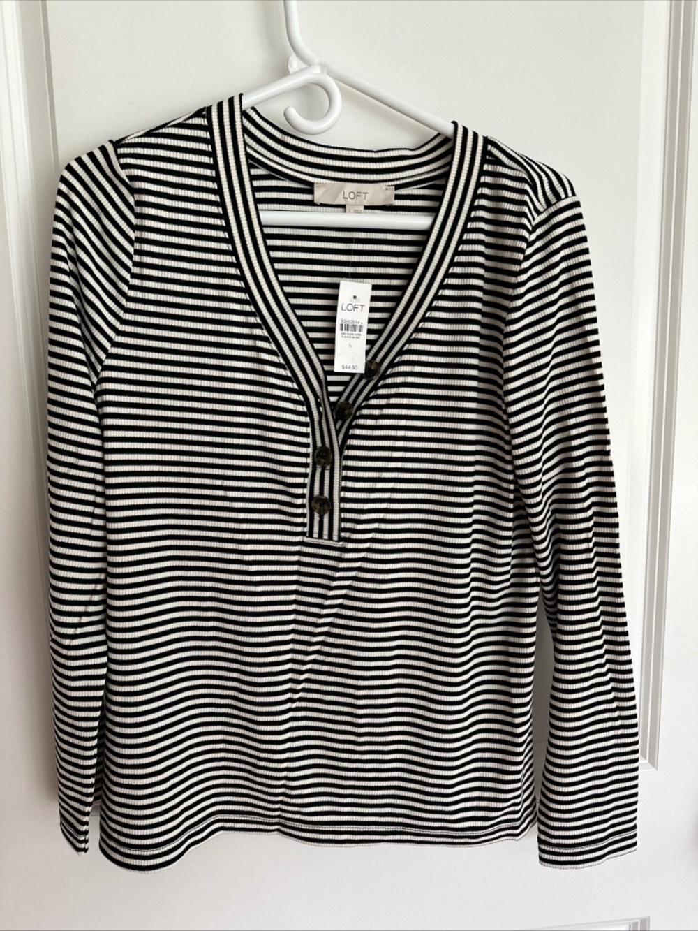 Loft ribbed VNeck Top